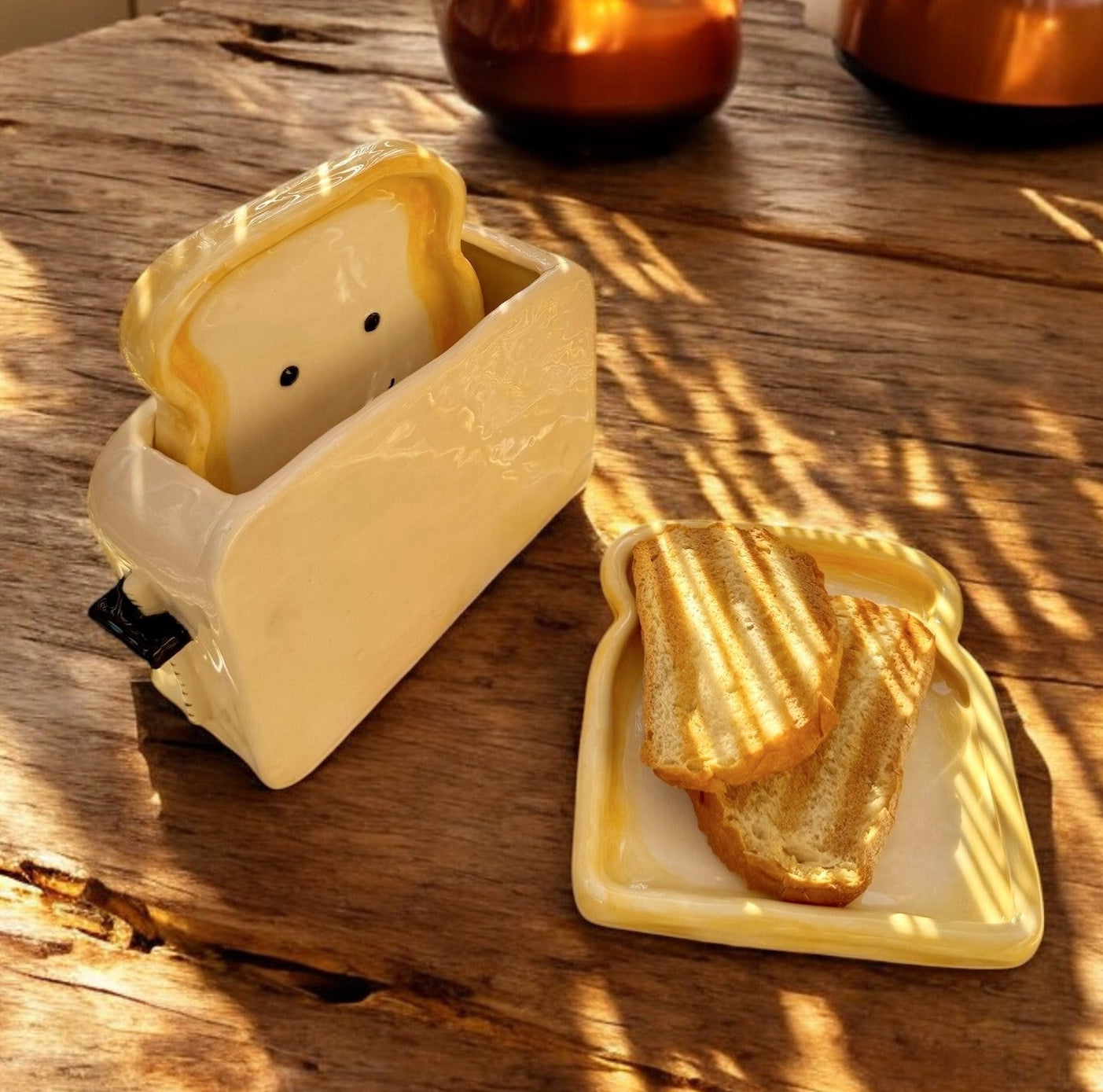 Tost Makinesi ve Ekmekler 3’lü Set